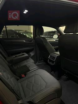 فولكسفاغن أطلس كروس سبورت